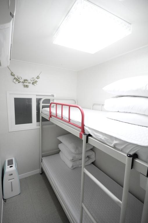 Lombard House Hostel Seoul Exterior photo