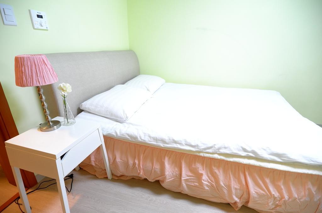 Lombard House Hostel Seoul Exterior photo