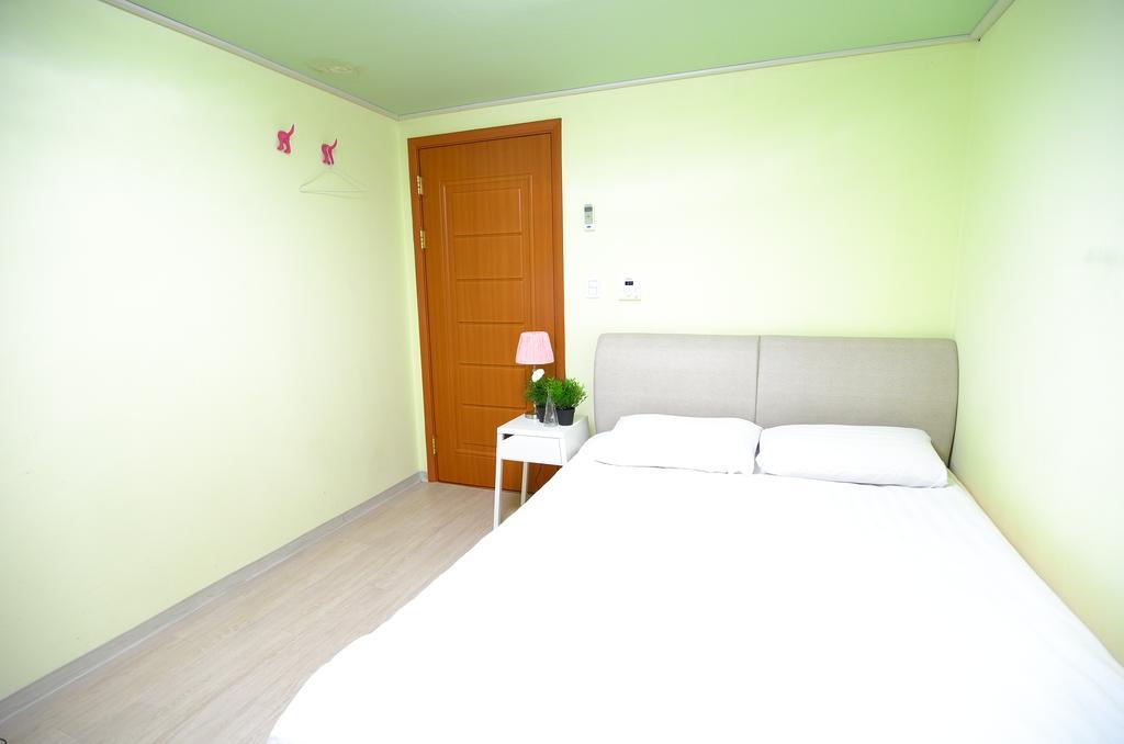 Lombard House Hostel Seoul Exterior photo