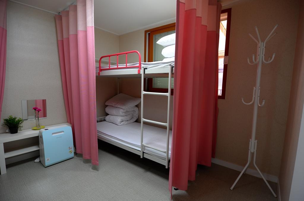 Lombard House Hostel Seoul Exterior photo
